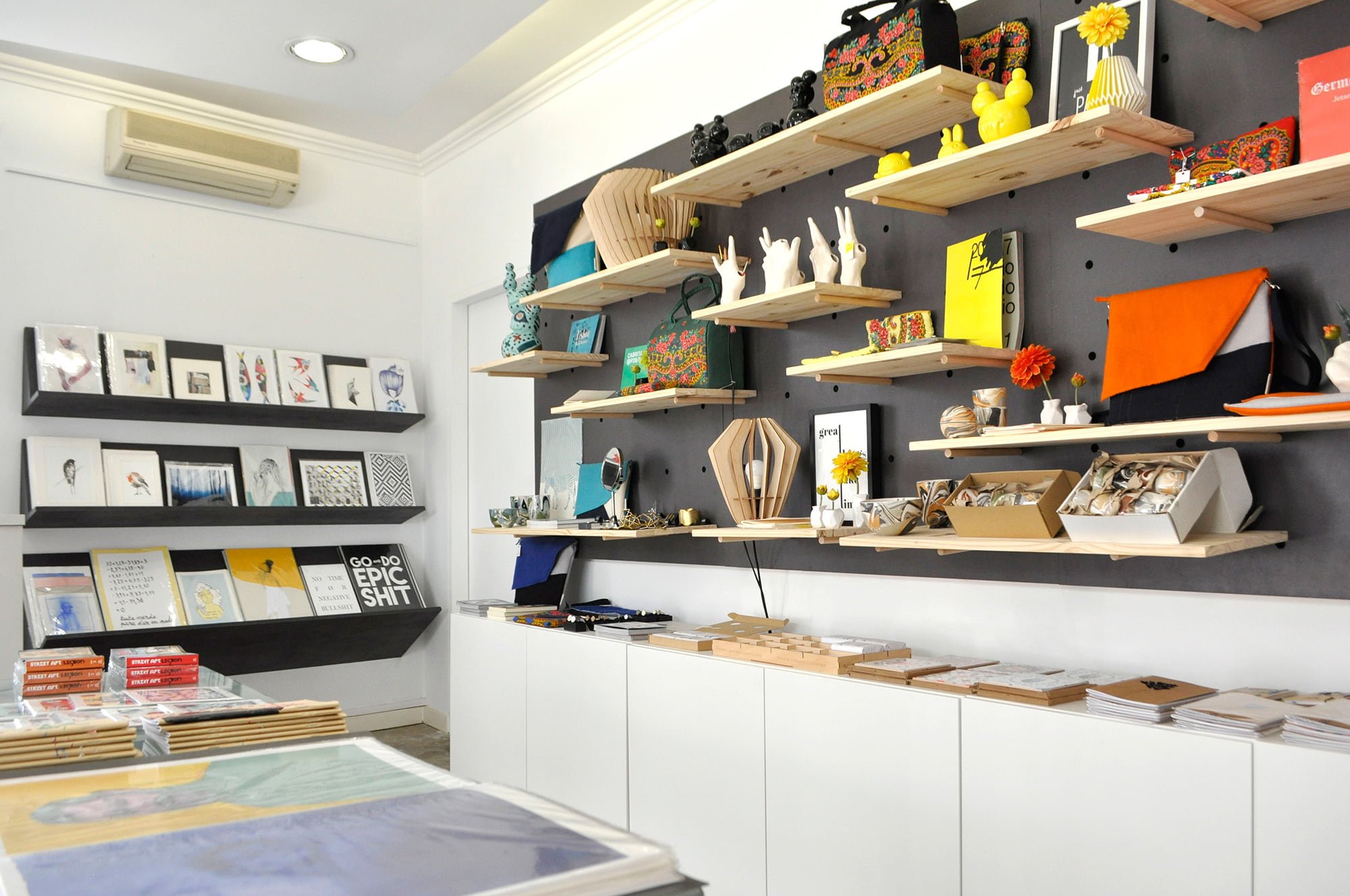 alternative shop in lisbon