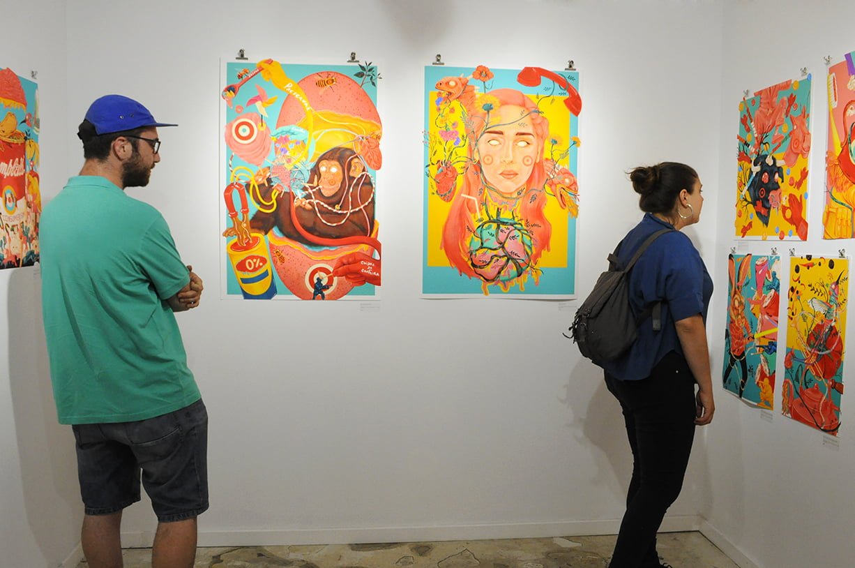 Rita-Ravasco teimosas ervas daninhas exposição