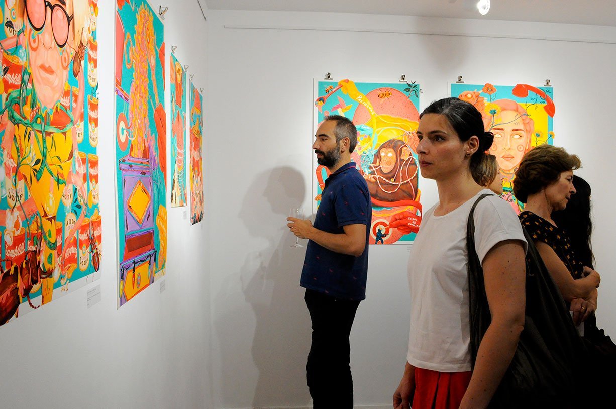 Rita-Ravasco teimosas ervas daninhas exposição