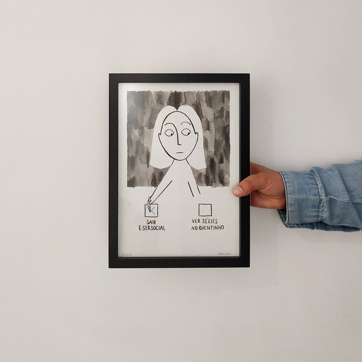 sair-e-ser-social-clara-nao-apaixonarte cartoon mao