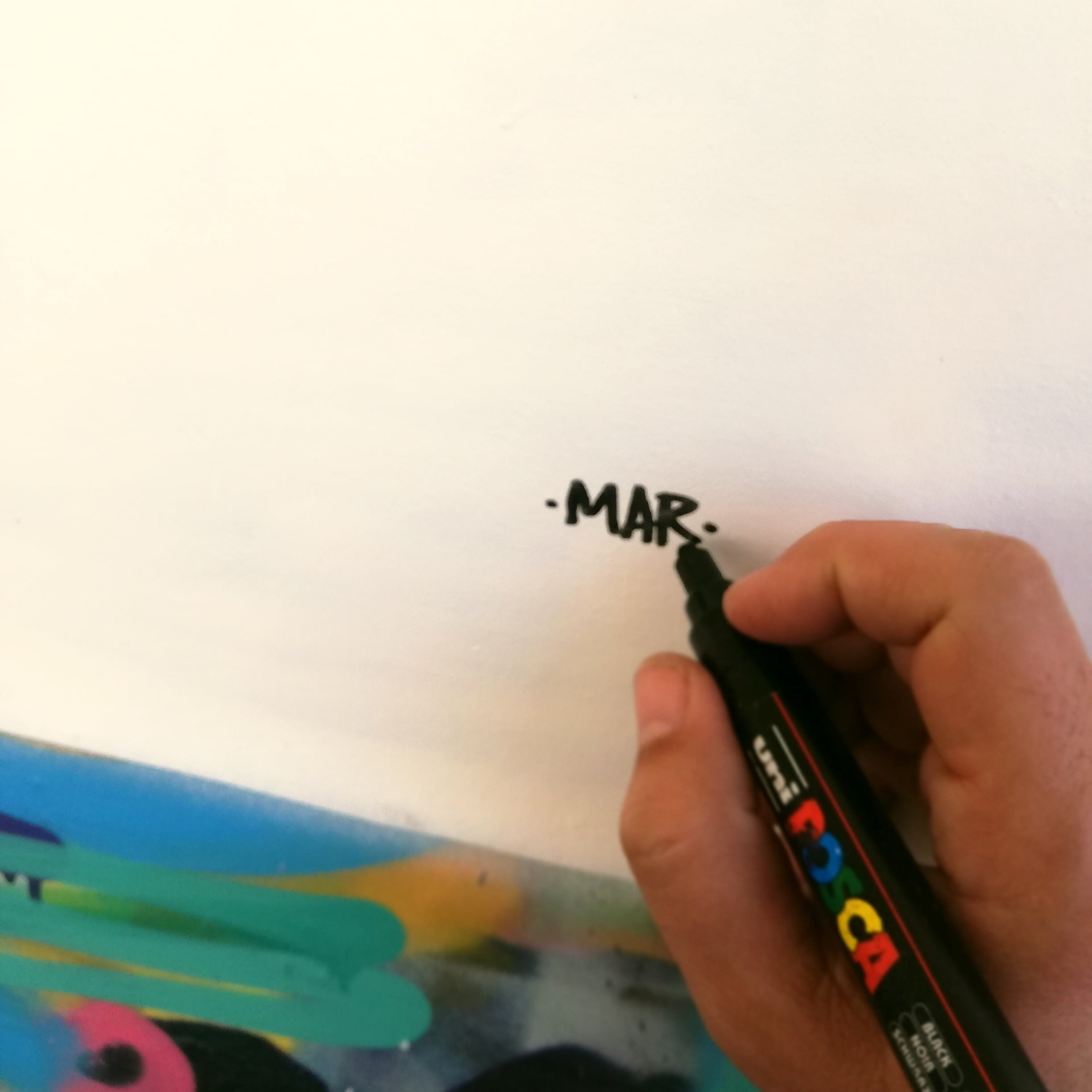breaking-hand-goncalo-MAR-apaixonarte-4 signature pen marker