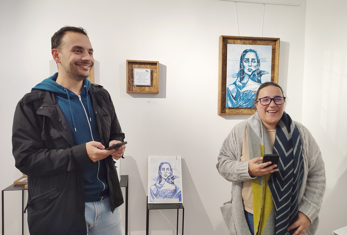 opening art exhibition moça sem pranto by marita at apaixonarte gallery