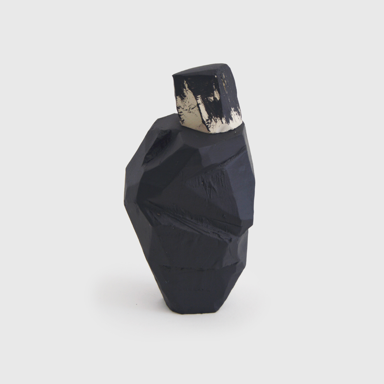 Vryka-tiago-hesp-apaixonarte-01 Sculpture by Tiago Hesp