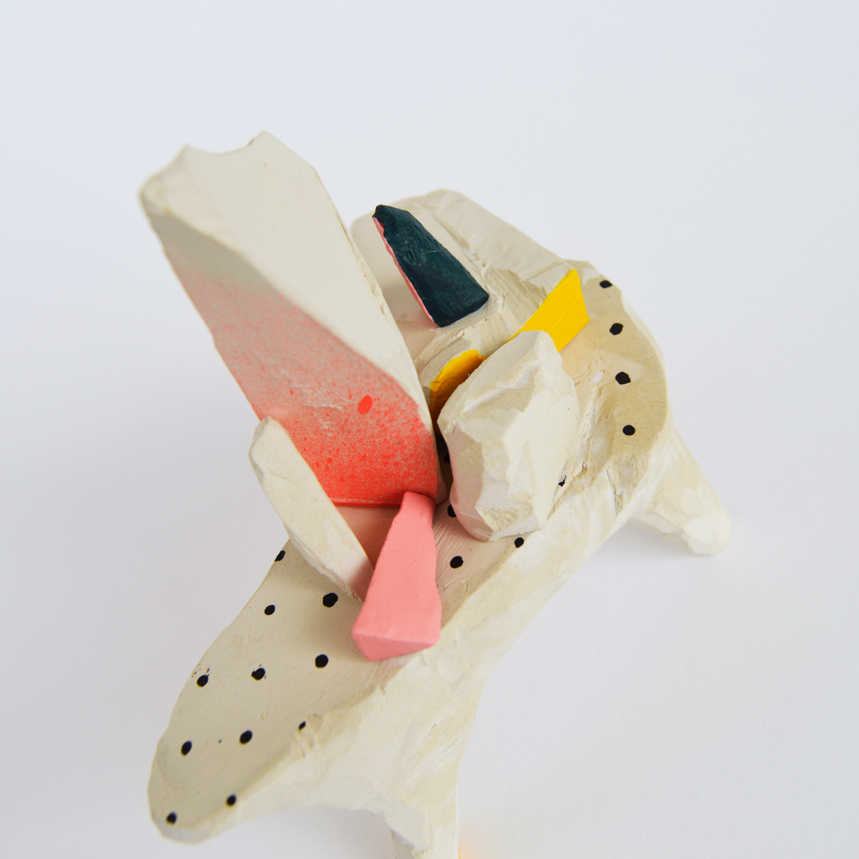 lion-stone-tiago-hesp-apaixonarte-02 Sculpture by Tiago Hesp