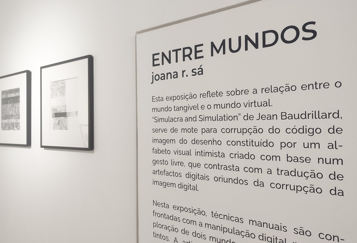 art show at apaixonarte gallery