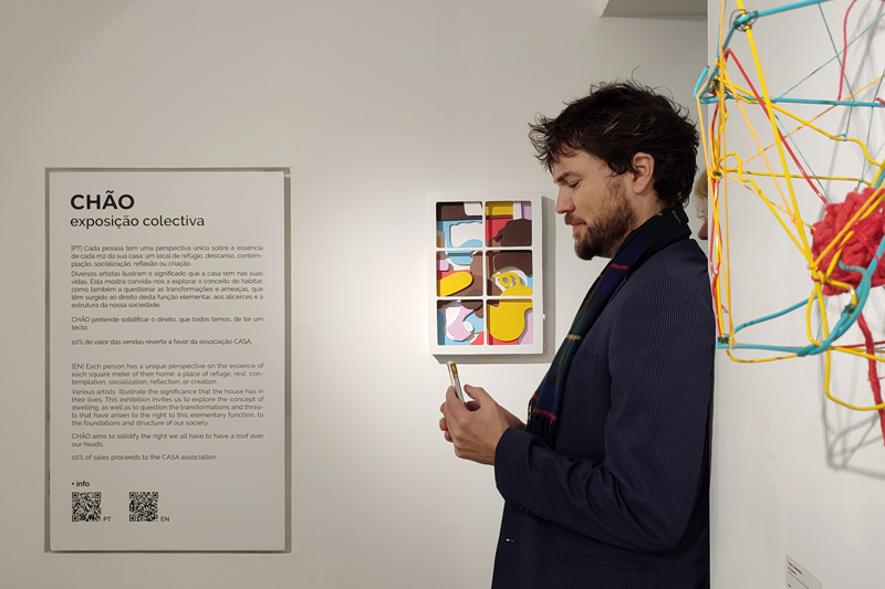 Photo from the opening of the group show exhibition CHÃO at apaixonarte gallery