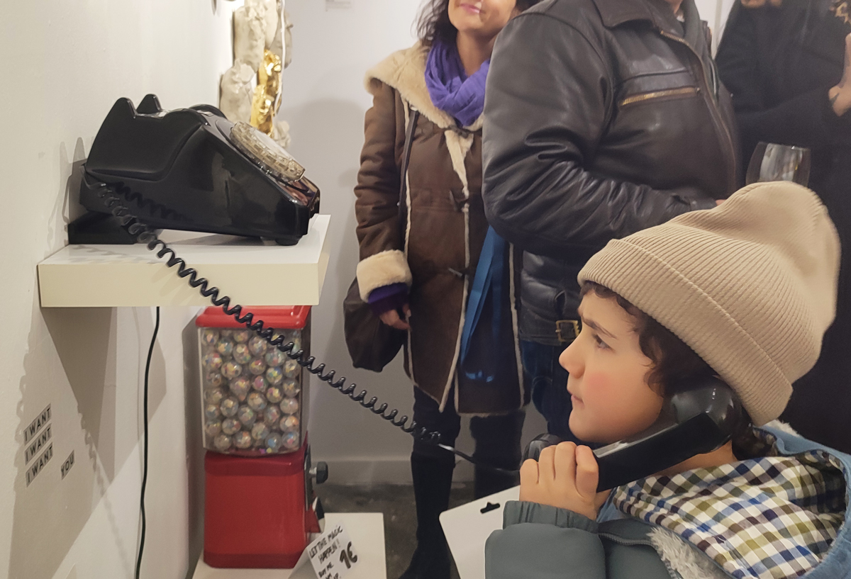 opening of the art exhbition of dear anushka at apaixonarte