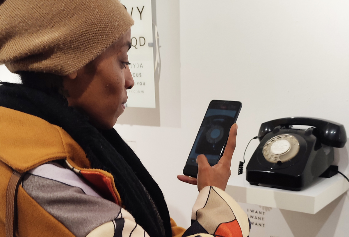 opening of the art exhbition of dear anushka at apaixonarte