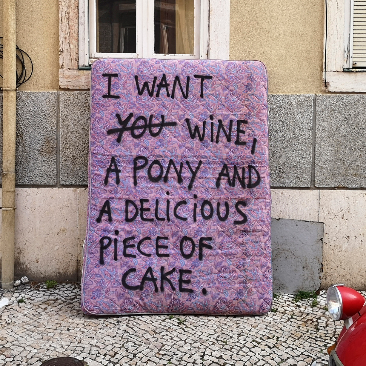 i-want-wine-anushka-apaixonarte-01 Photo by Dear Anushka of tagged mattress.